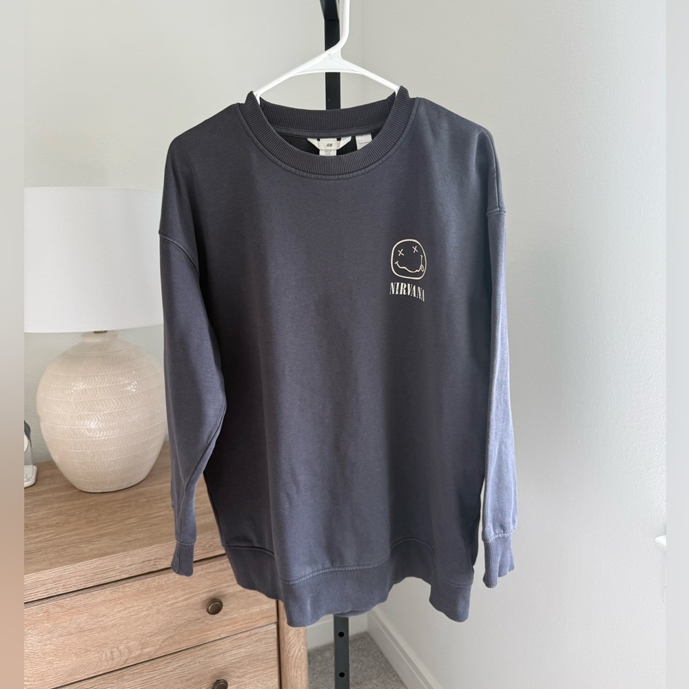 H&M Dark Gray Nirvana Sweater Size XS
